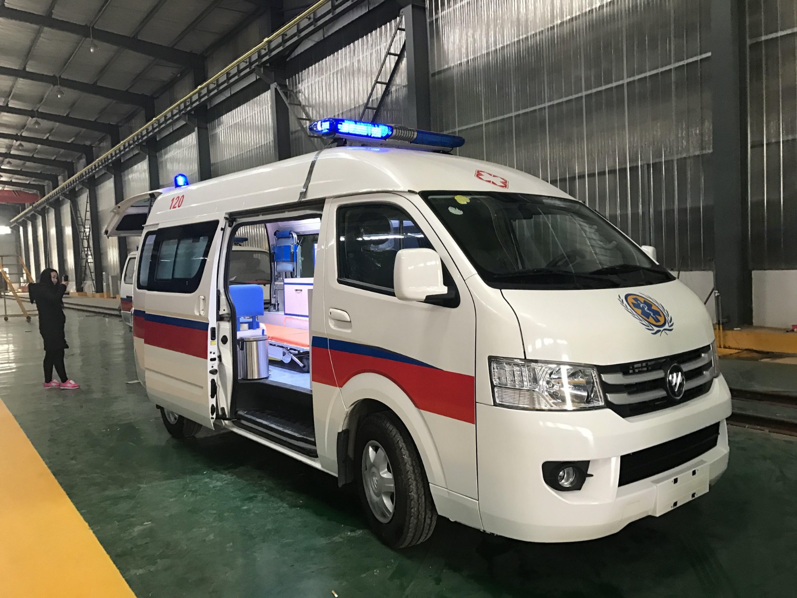 华宁县救护车转院